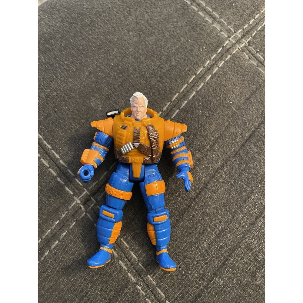 Marvel Cable 2nd Edition Deep Space Armor 1993 Toybiz